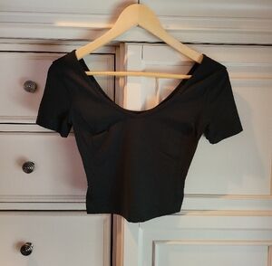 Lululemon Black Women's Short Sleeve Top